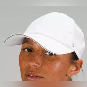 NWOT Lulu lemon Women’s white ball cap One size fits all